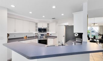 2714 BALKAN St, Apopka, FL 32703