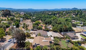 543 Eldorado Dr, Escondido, CA 92025