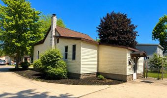 726 Long Lake Ave, Alpena, MI 49707