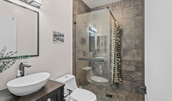 1818 New York Dr, Altadena, CA 91001