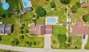 9333 Oak Hill Dr, Ashland, KY 41102
