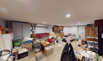 1426 Circle Dr, Albert Lea, MN 56007