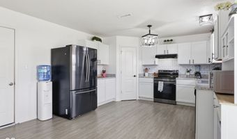 375 Michael Dr, Atlanta, IN 46031