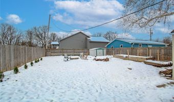 1133 Prairie St, Adel, IA 50003