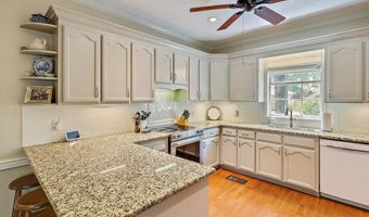 911 Tetbury Pl, Brandon, MS 39047