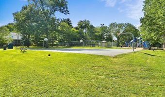 7420 WESTLAKE Ter 304, Bethesda, MD 20817