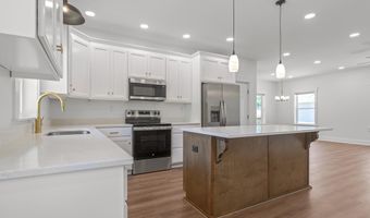109 Running Creek Dr, Abbeville, SC 29620