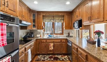 278 Tower Hill Rd, Cumberland, RI 02864