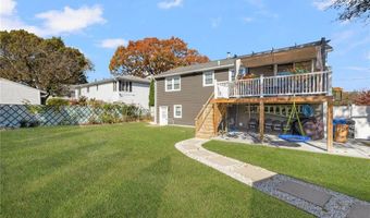 54 Salem Ave, Cranston, RI 02920