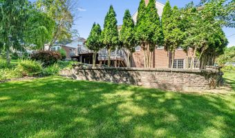 2086 Autumn Hill Dr, Ann Arbor, MI 48103