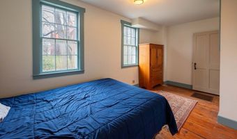 25 S Main St, Belchertown, MA 01007