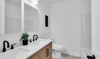 32 Belmont Ave, Bayville, NJ 08721