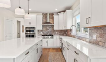 3078 N Spurway Dr, Ann Arbor, MI 48105