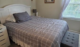 32 Pulaski Dr, Barnegat, NJ 08005