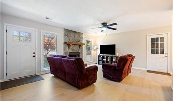 494 Courtney Ln, Auburn, GA 30011