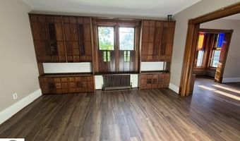 424 Center St, Alma, MI 48801