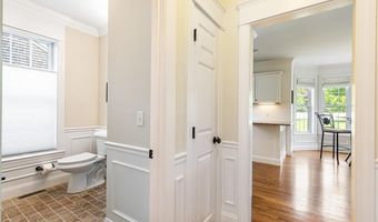 23 South St, Barrington, RI 02806
