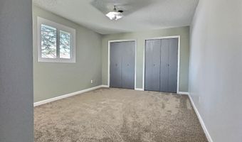 1111 Kingsbury St, Belle Fourche, SD 57717