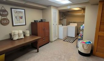 110 E Burr Oak Dr, Arlington Heights, IL 60004