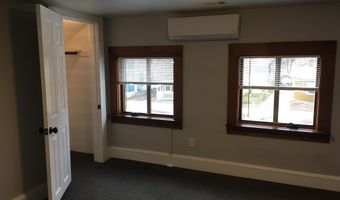 94 Park St, Burlington, VT 05401