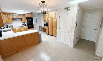 180 Broomsedge Trl, Athens, GA 30605