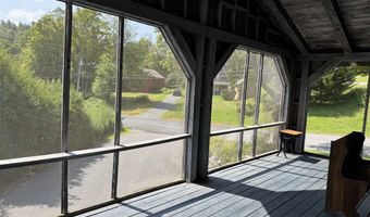 35 Hillcrest Ter, Brattleboro, VT 05301