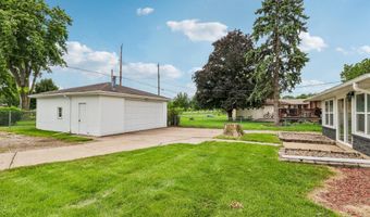 621 SE 4th St, Ankeny, IA 50021