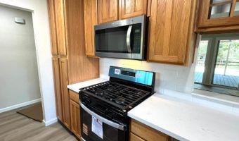 1290 Fairview Dr, Angels Camp, CA 95222