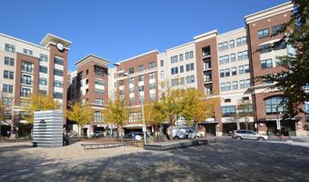1107 S WALTER REED Dr 302, Arlington, VA 22204