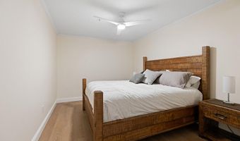 24 Pleasant St, Bangor, ME 04401