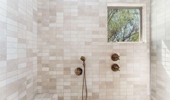 35530 N CANYON CROSSINGS Dr, Cave Creek, AZ 85331