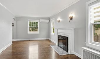 26 Tryon Ave, East Providence, RI 02916