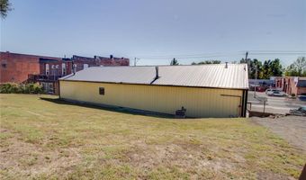 808 E Broadway, Alton, IL 62002