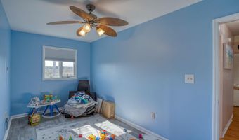 121 S SANDPIPER Dr, Dover, DE 19901