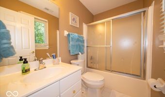 9990 Sugarleaf Pl, Fishers, IN 46038