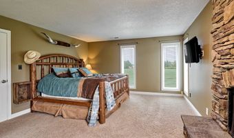 9293 BROADACRES Rd NE, Aurora, OR 97002