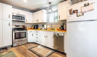 97799 Hanscam Ln, Brookings, OR 97415