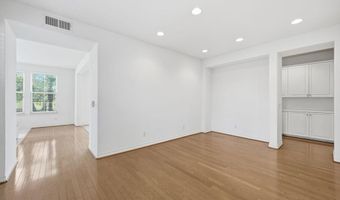 8010 Calle Pinon, Carlsbad, CA 92009