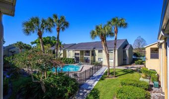 908 LAKE DESTINY Rd E, Altamonte Springs, FL 32714