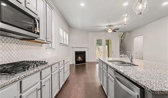 556 Avondale Hills Dr, Avondale Estates, GA 30032
