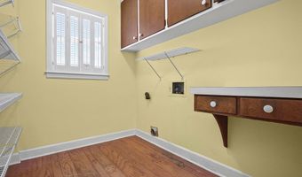 519 Meadowlark Dr, Albany, GA 31707