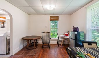 121 Cherry Ave, Ames, IA 50010
