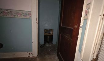 2701 Viewland St, Alton, IL 62002