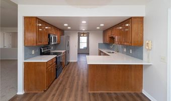 1 Sandon Ln, Bella Vista, AR 72715