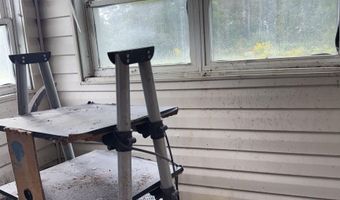 323 Railroad Ave, Branchville, SC 29432