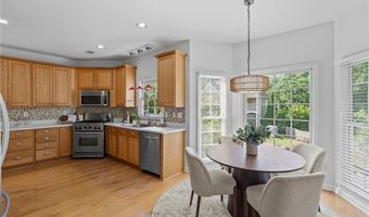 233 Ivy Glen Cir, Avondale Estates, GA 30002