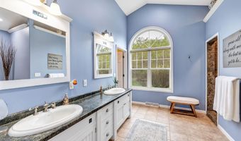 4006 ELKINS Rd, Amherst, WI 54406