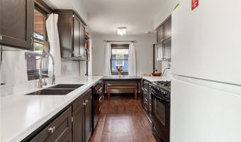 2719 E Tiffin Ave, Des Moines, IA 50317