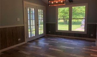 1240 N Main St, Altura, MN 55910