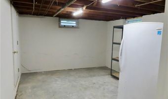 5 Susan Cir, Johnston, RI 02919